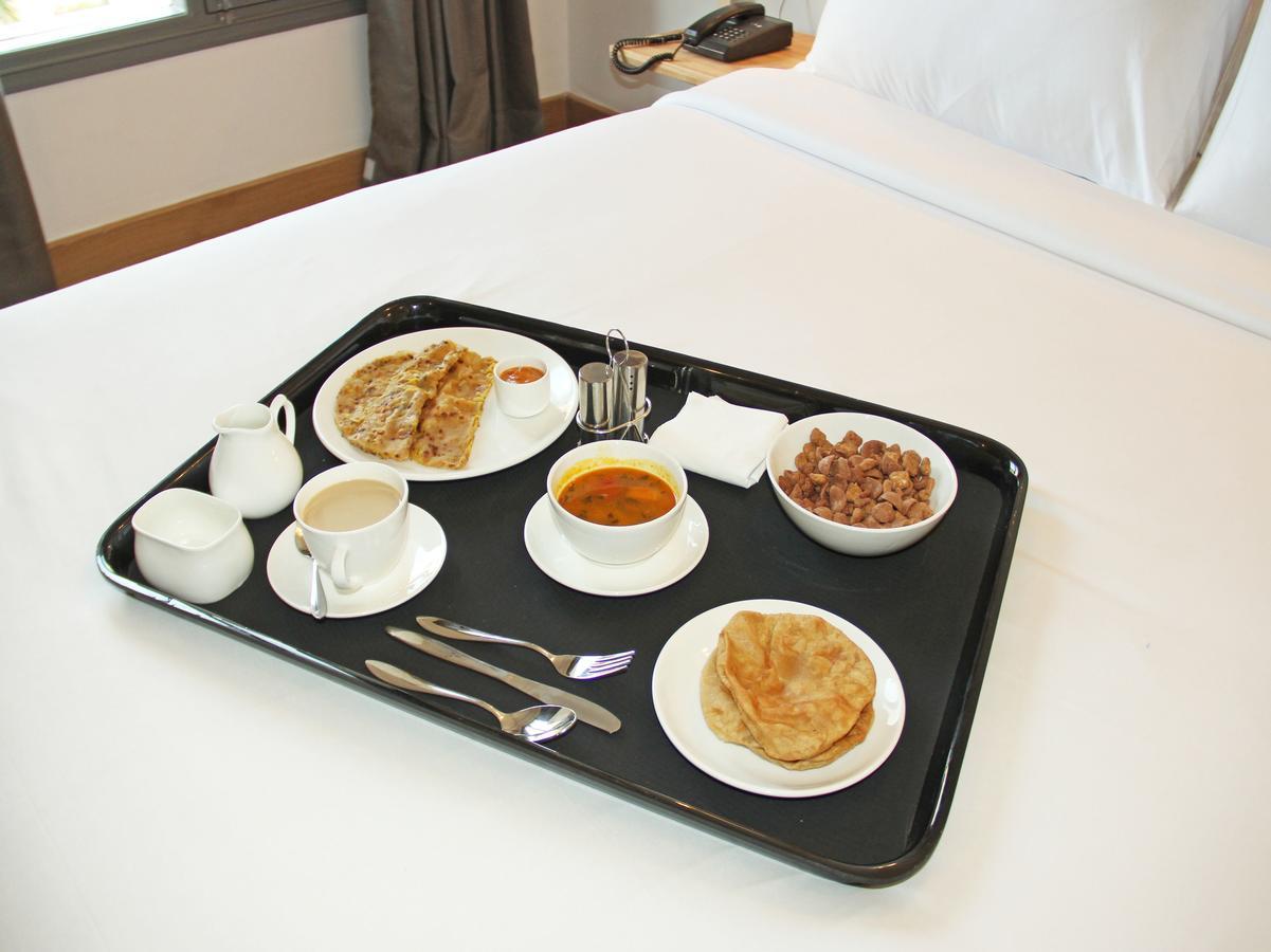 Oyo 11593 Hotel Aman Guest House New Delhi Eksteriør billede