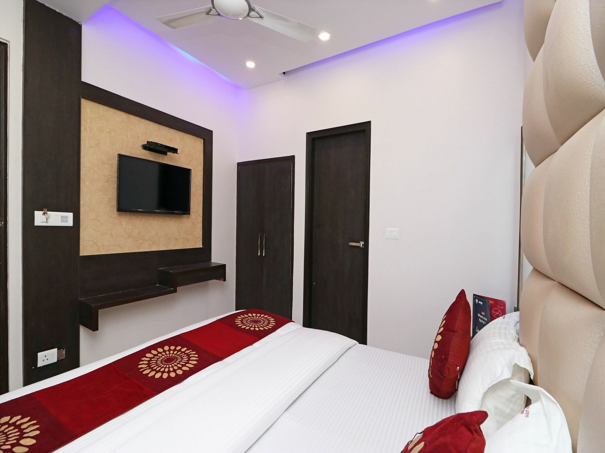 Oyo 11593 Hotel Aman Guest House New Delhi Eksteriør billede