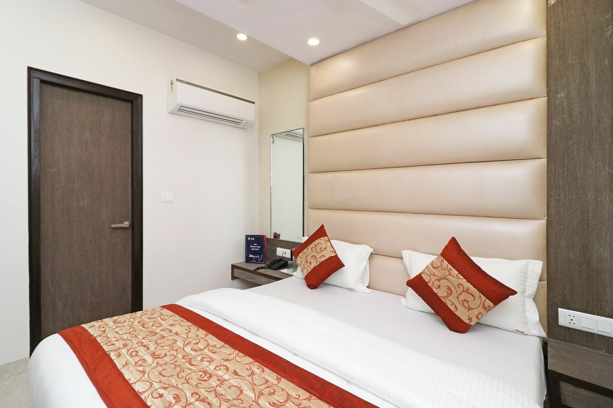 Oyo 11593 Hotel Aman Guest House New Delhi Eksteriør billede
