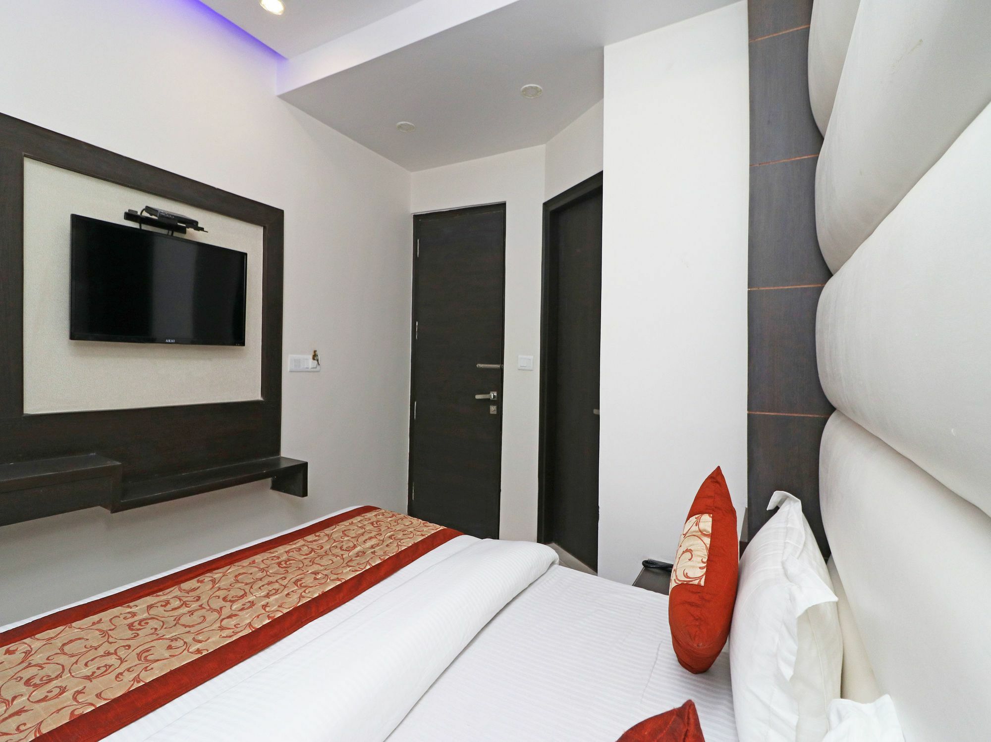 Oyo 11593 Hotel Aman Guest House New Delhi Eksteriør billede